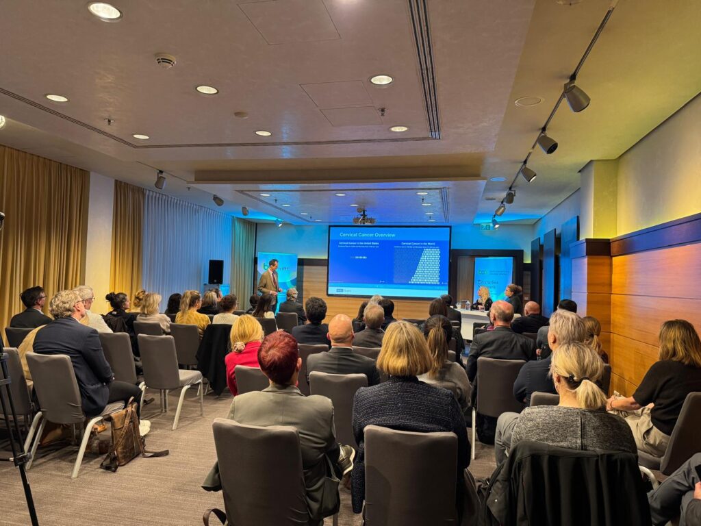 Ansicht auf bboa trifft ESMO Vernatsltung von hinten